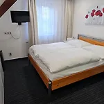 Gæstehus Grand Vltavin 3*