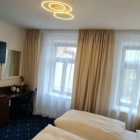 Grand Vltavín Pensionat 3*